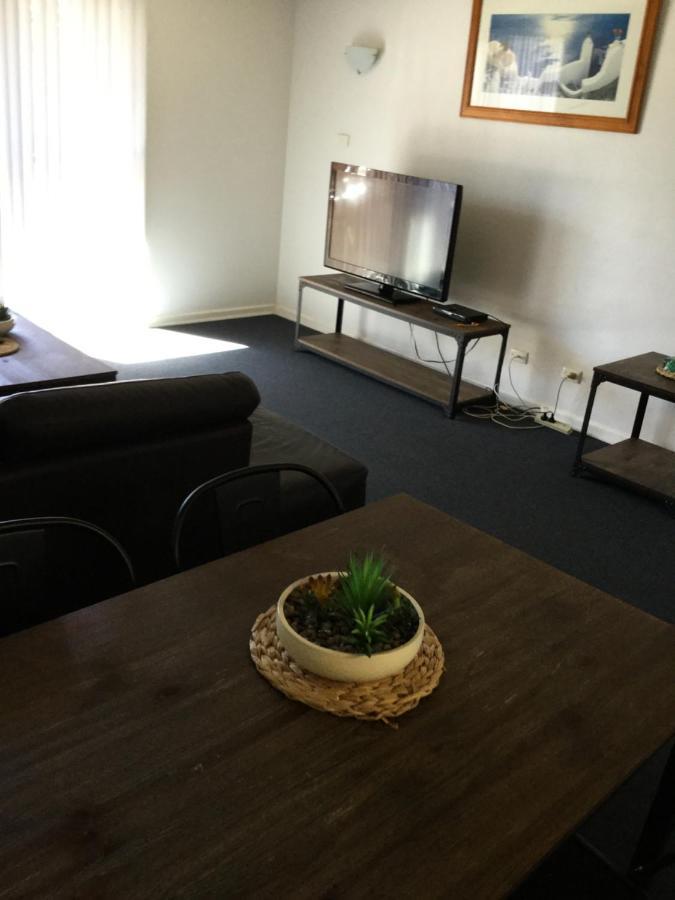 Hotel Oceanside Hawks Nest Esterno foto