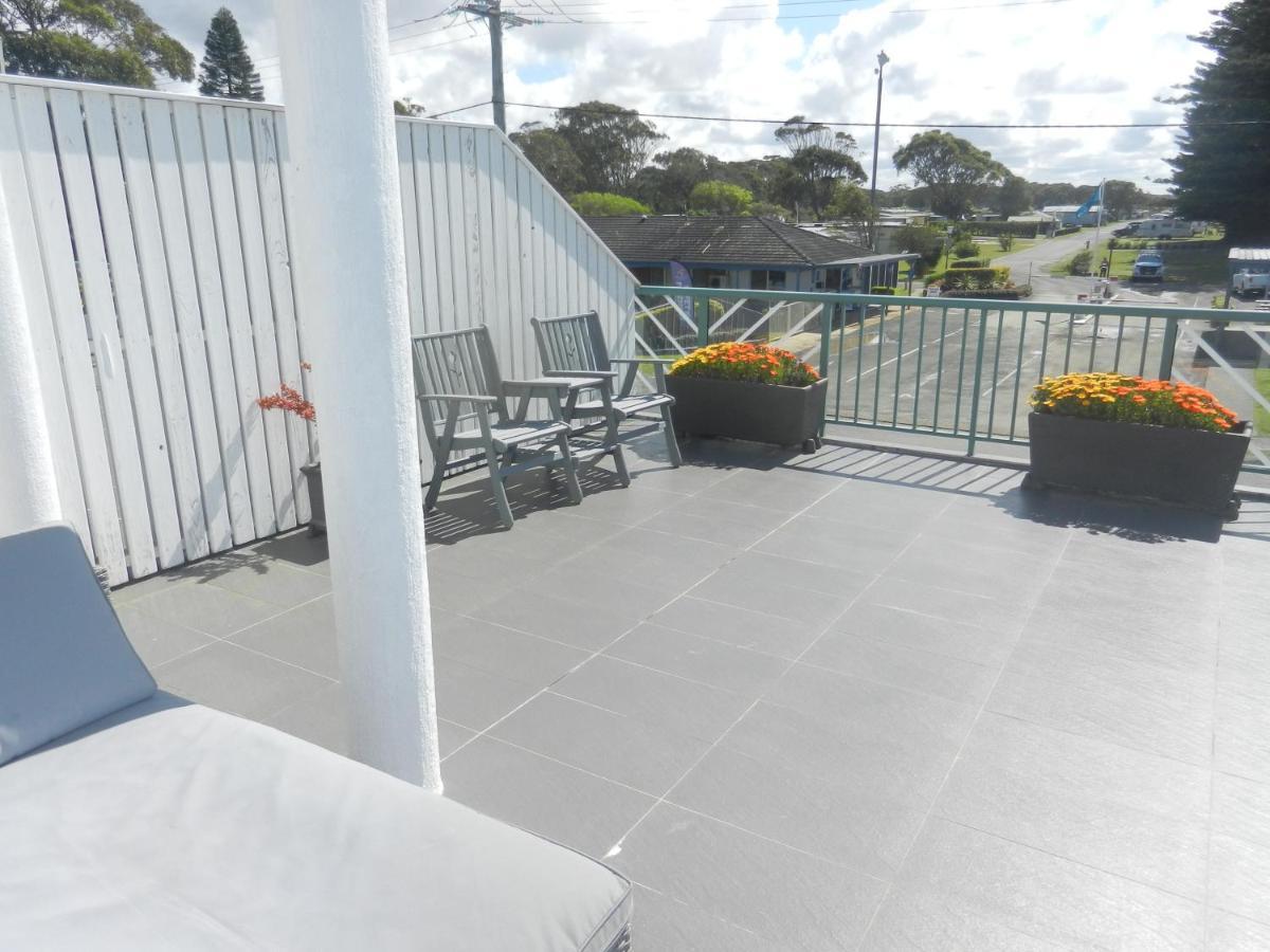 Hotel Oceanside Hawks Nest Esterno foto