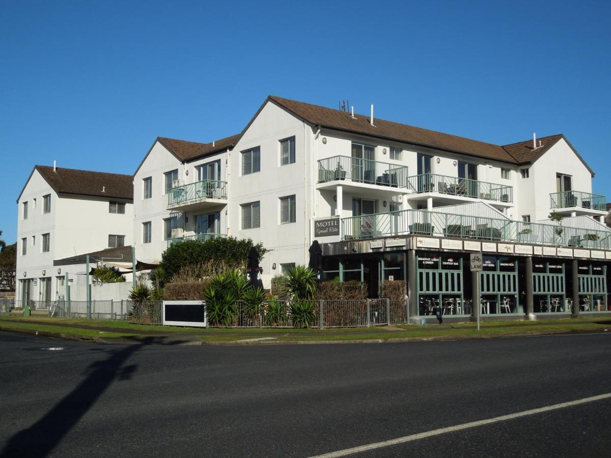 Hotel Oceanside Hawks Nest Esterno foto