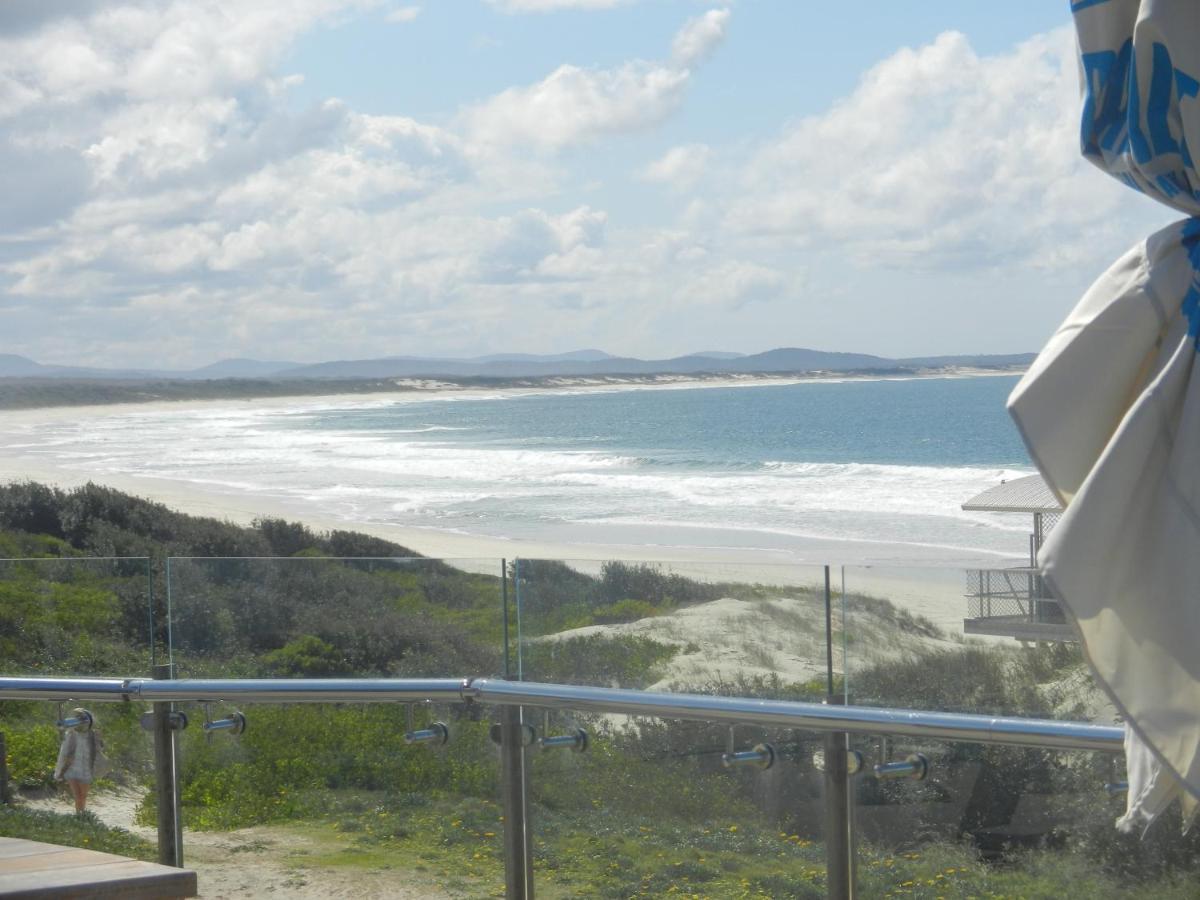 Hotel Oceanside Hawks Nest Esterno foto
