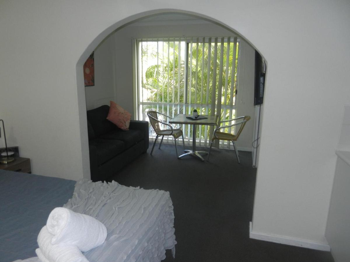 Hotel Oceanside Hawks Nest Esterno foto