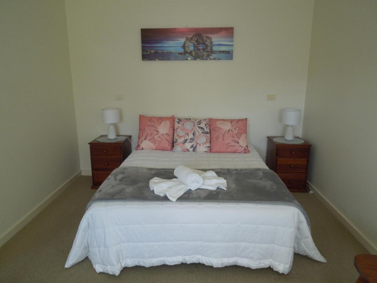 Hotel Oceanside Hawks Nest Esterno foto